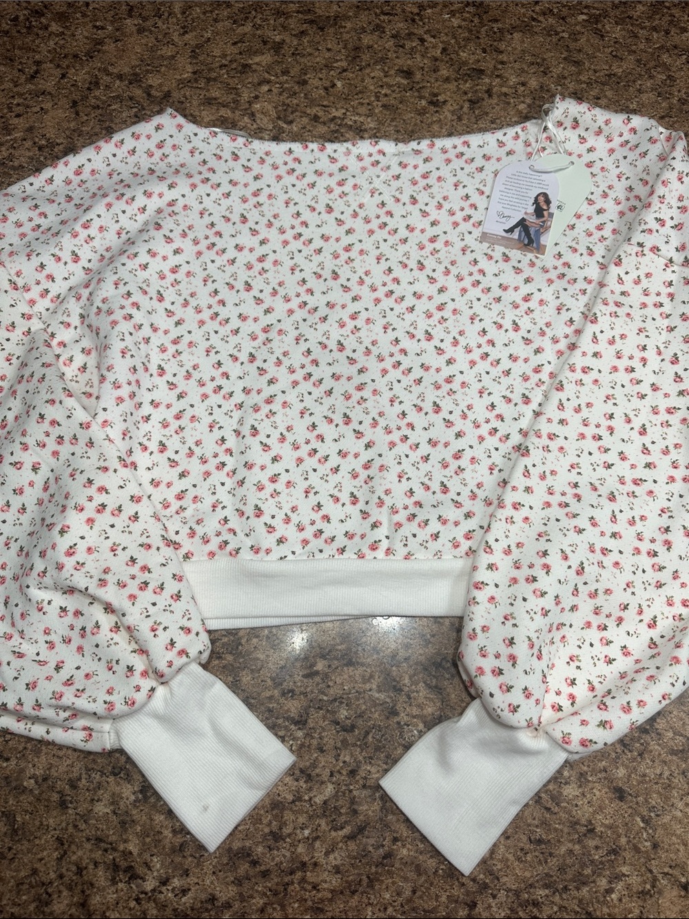 NWT Blogilates Loose Fit Cropped Off Shoulder Floral Sweatshirt Medium